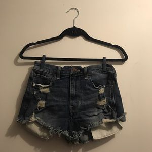 Hollister Vintage High-Rise Shorts